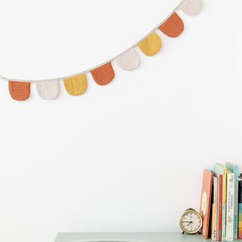 Banderola de algodón multicolor tonos tierra, guirnalda decoración habitación infantil 1