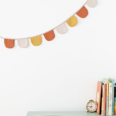Banderola de algodón multicolor tonos tierra, guirnalda decoración habitación infantil