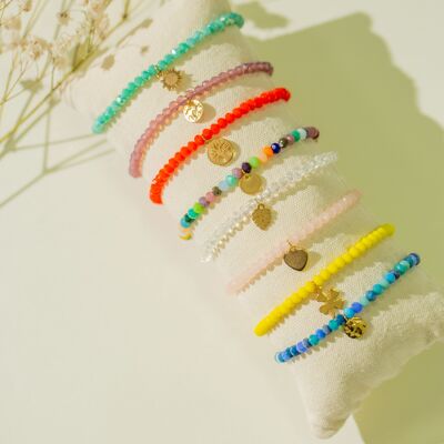 Set of 8 elastic bracelets with display