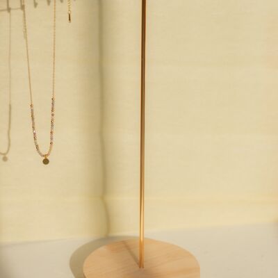 T-shaped necklace display