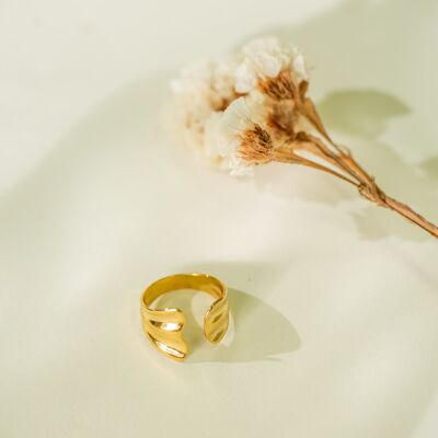 anillo de flor de ginkgo