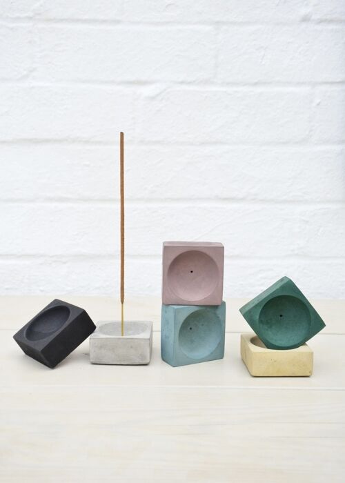 Sustainable concrete incense holder - square