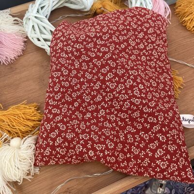 Flower hot water bottle with cherry pits