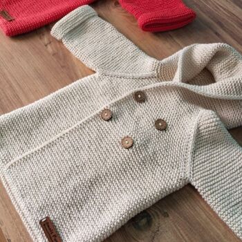 Cardigan à capuche en coton biologique fait à la main 0-3 ans Slow Fashion 8