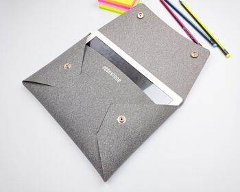 Étui pour tablette en cuir recyclé gris 3