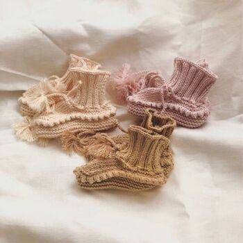 Chaussons pour bébé Adel 0-1 ans en coton biologique tricotés à la main 2