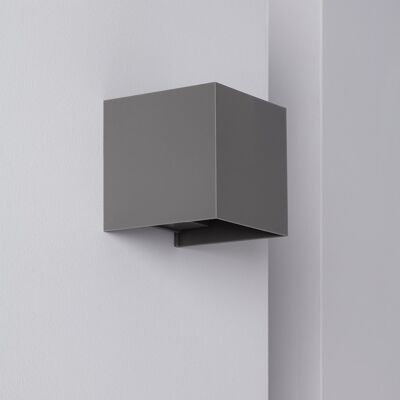 Ledkia Aplique de Pared Exterior LED 6W Iluminación Doble Cara New Eros Gris Blanco Cálido 2700K