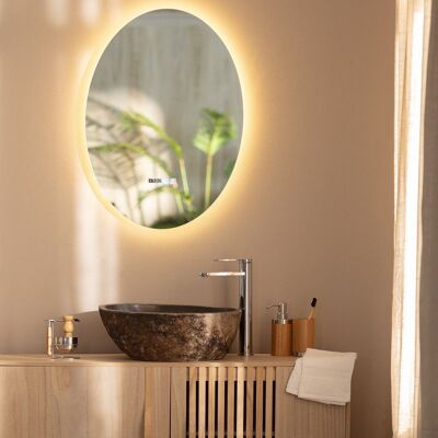 Miroir de salle de bain Ledkia avec lumière LED et antibuée 70x50 cm Catedrais sélectionnable (Chaud-Neutre-Froid)