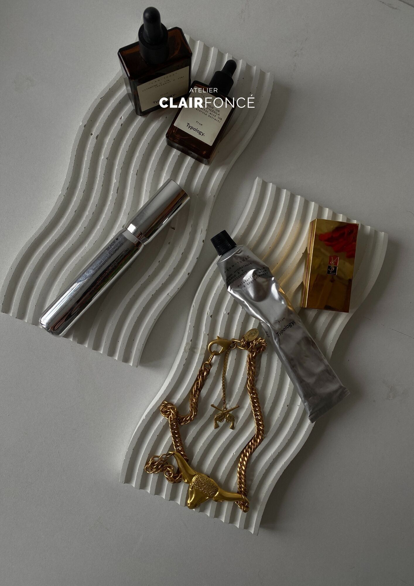 Vassoio in cemento | vassoio ondulato in cemento | vassoio per accessori | vassoio decorativo in cemento | Vano portaoggetti in cemento “VÉGA”.