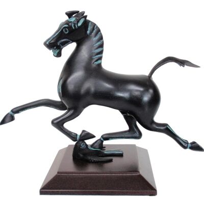 Cheval volant et hirondelle en bronze