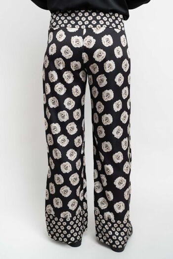 PANTALON femme noir à fleurs blanches - BIELD 3