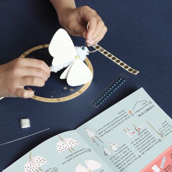 Coffret fabrication papillon de nuit en feutrine pour enfant +1 livre - Kit bricolage/activité enfant en français 5