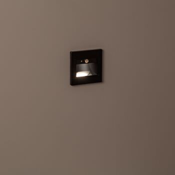 Ledkia Balise Murale LED 1.5W Encastré avec Capteur PIR Écorce Noir Blanc Chaud 3000K 2