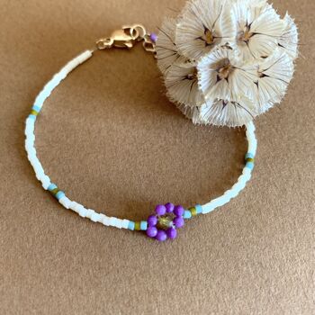 Bracelet Marguerite - Ecru + fleur violette 1