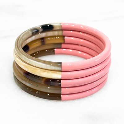 Colored bracelet in real horn - Color 169C