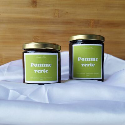 Natural candle scented with green apple