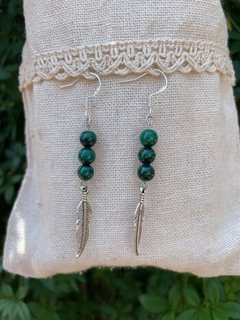 Boucles d'oreilles 3 boules en Malachite naturelle et breloque plume, Made in France 2