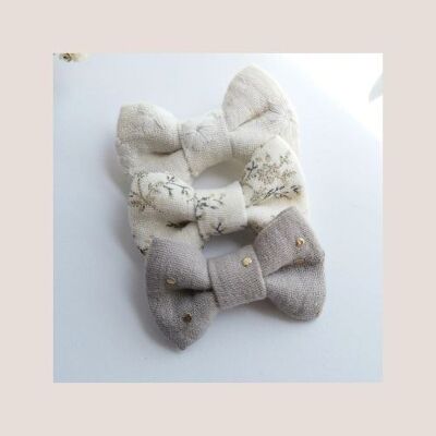 Trio Soft cream bow barrette