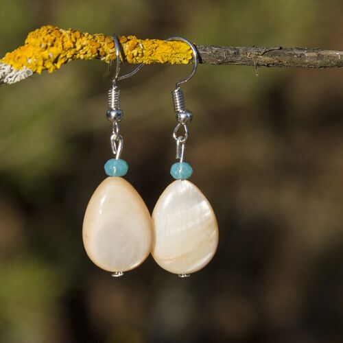 Handmade mother-of-the-pearl earrings