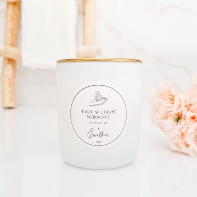 Lemon meringue pie candle