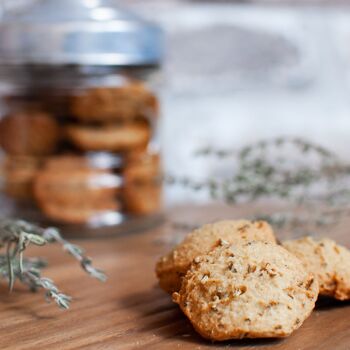 Biscuits Apéritifs Bio Thym Romarin - Barquette individuelle de 60g 3