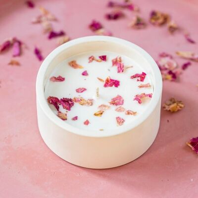 Wild rose flower candle