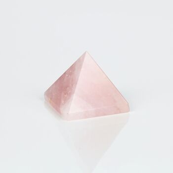 Pyramide de cristal de quartz rose 2