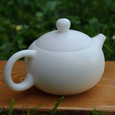 Jade porcelain teapot 180 ml