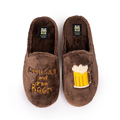 Chaussons "Keep Calm and Drink Beer" Marron