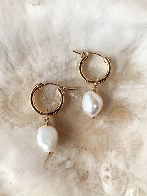 Besalu - Pearl Charm Hoop Earrings Pair of Earrings