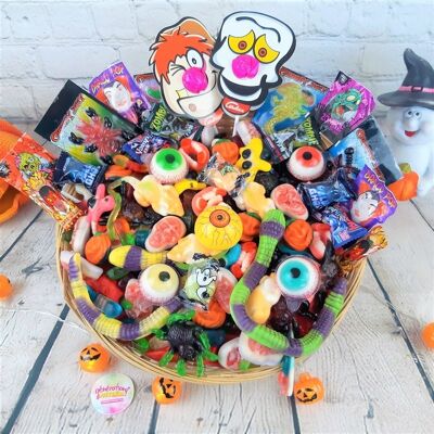 Maxi Halloween candy basket