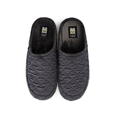 Gray Quilted Rhombus Slipper