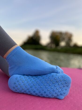 Socquettes antidérapantes pour Femme >>Yoga & Fitness<< Coton doux gris chiné 7