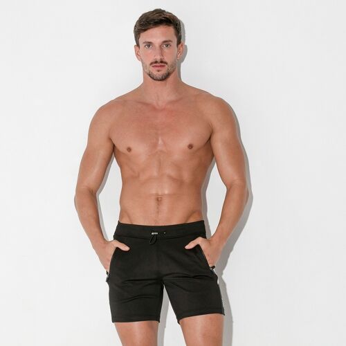 SLIM FITTING SHORT BLACK