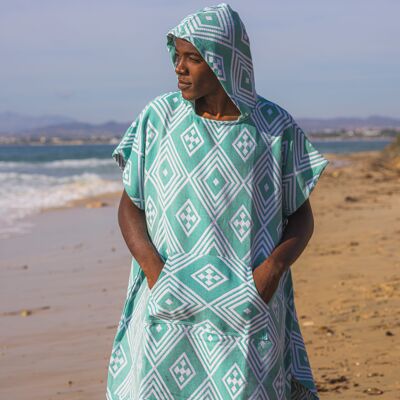 KAILUA beach poncho