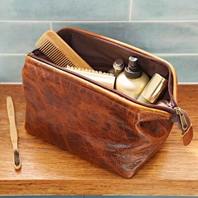 Trousse de toilette en cuir vieilli