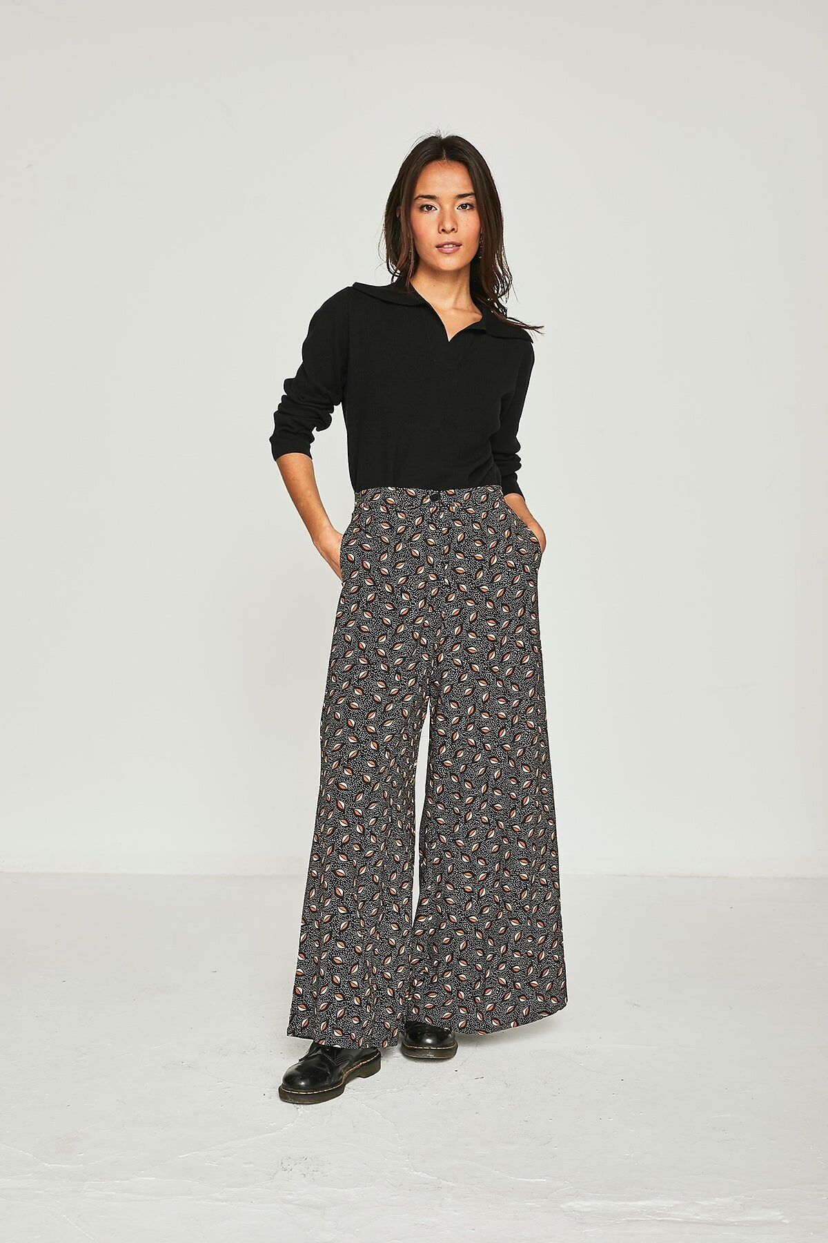 Pantaloni al timo caffè nero