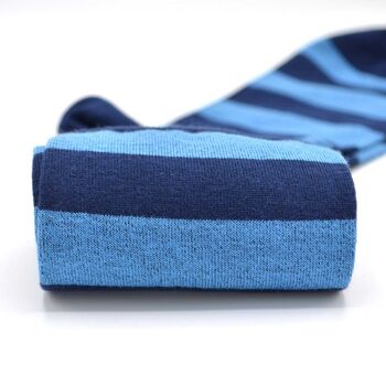 Chaussettes bleues à rayures bleu ciel 3