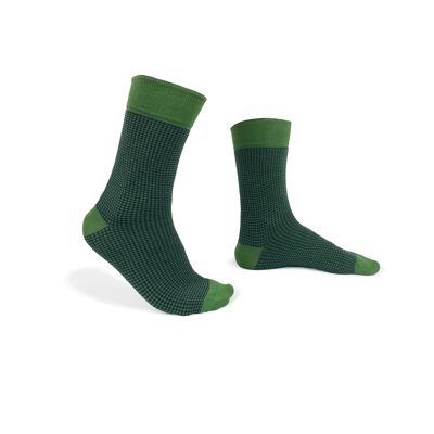 Grüne Socken mit Hahnentrittmuster