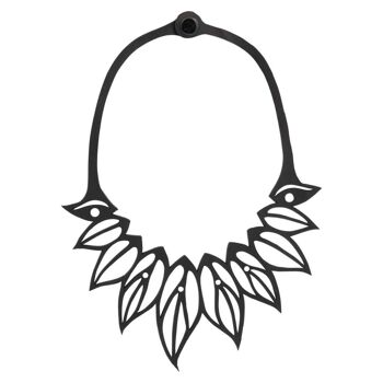 Collier feuille de caoutchouc recyclé Zoe 1