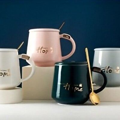 Mug avec couvercle et cuillère dorée en 4 couleurs, en boîte - 420 ml - DF-514