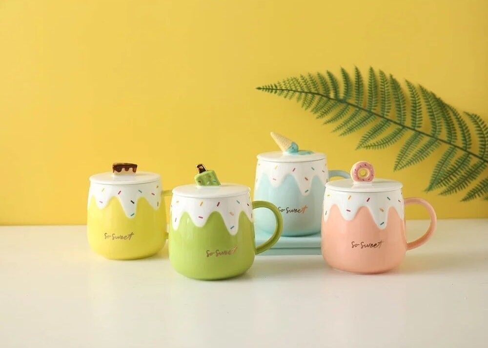 Mug in the shape of a dessert in 4 designs with lid,  in gift box 380 ml - DF-515