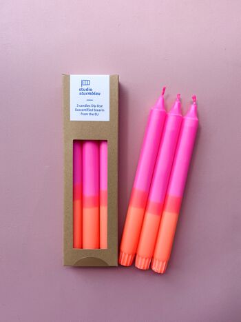 3 grandes bougies bâton Dip Dye Stearin en rose fluo*orange fluo dans l'emballage 1