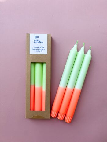 3 grandes bougies en bâton Dip Dye Stearin en vert citron*orange fluo dans un emballage 1