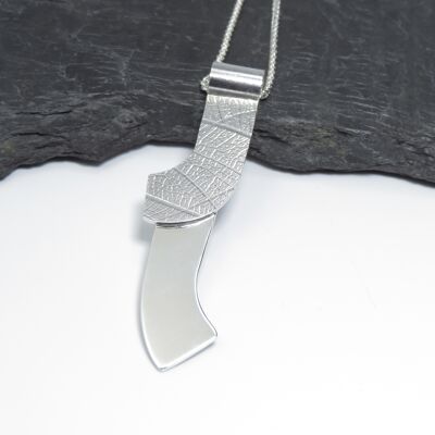 Plain/Leaf Pendant