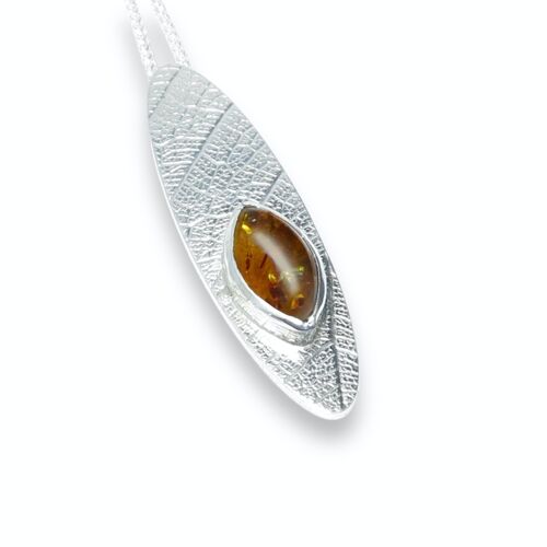 Leaf 14 x 7mm Amber Pendant