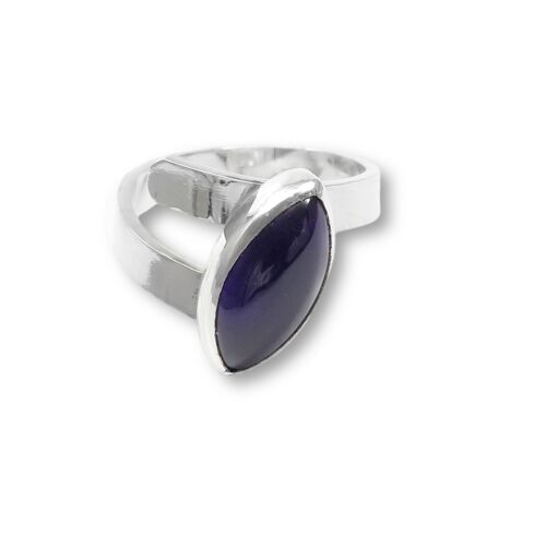 14 x 7mm Amethyst Ring