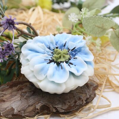 Fondente di fiori blu