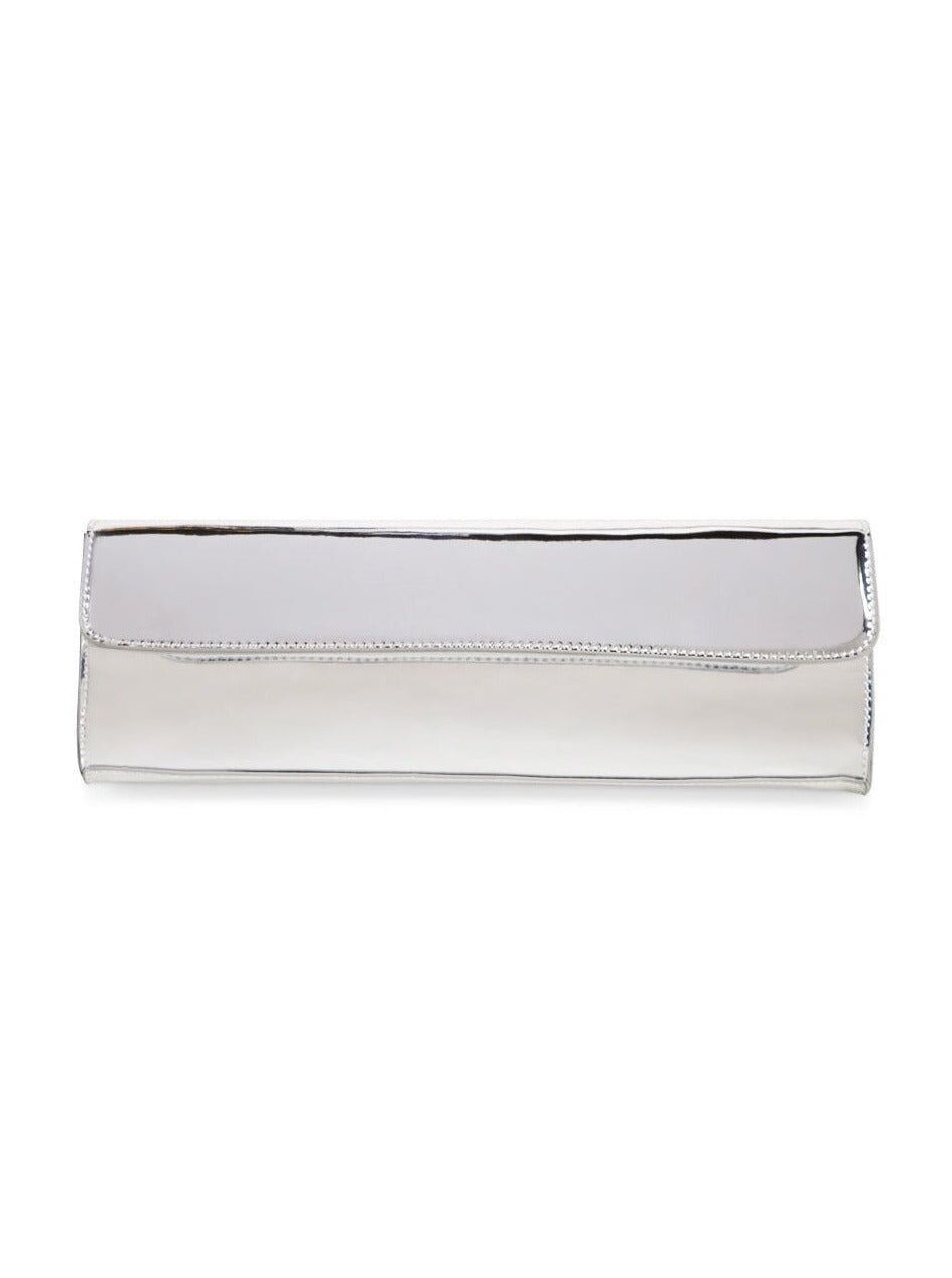 Lange Clutch in flüssigem Silber