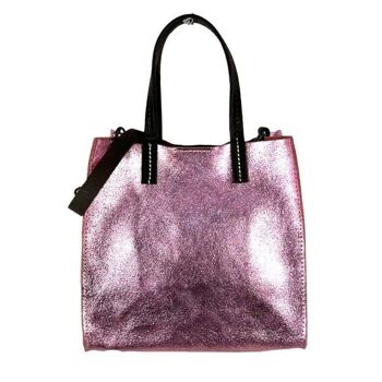 Sac shopping en cuir brillant et trousse de toilette intérieure. Mode femme 10